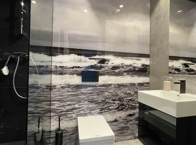 Апартаменты Magspace Jacuzzi -z Widokiem Na Rzeke, Free Parking Гданьск