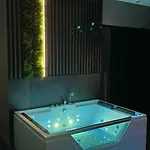 Magspace Jacuzzi -z Widokiem Na Rzeke, Free Parking Γκντανσκ