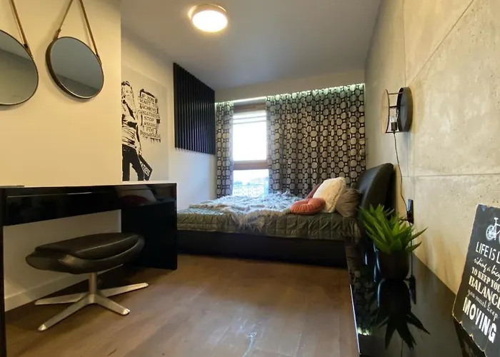 Magspace Jacuzzi -z Widokiem Na Rzeke, Free Parking グダニスク