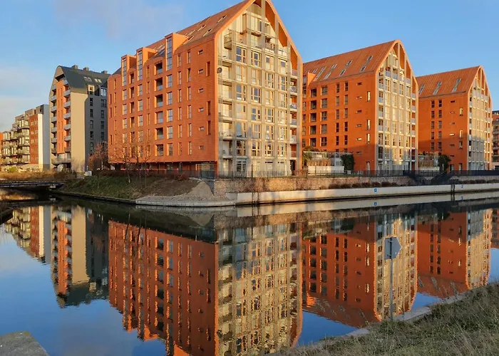 아파트 Magspace Jacuzzi -z Widokiem Na Rzeke, Free Parking 그단스크