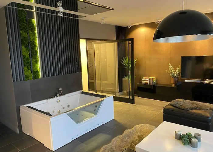 Magspace Jacuzzi -z Widokiem Na Rzeke, Free Parking 公寓 格但斯克